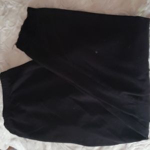 Style and Co. Lace bottomed capri leggings